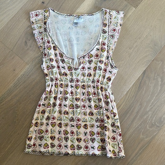 Vintage Chanel CC Pink Coco Heart Valentines Printed Top.